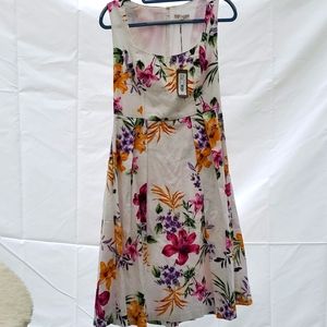 NWT EVA MENDES NY&CO WHITE FLORAL AND FLARE DRESS SIZE 8